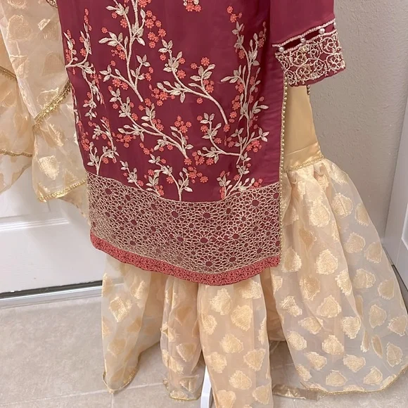 New Pakistani Indian Ethnic shalwar kameez burgundy color with beautiful  #351 - Picture 7 of 15